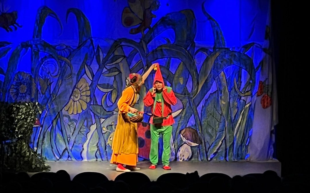 🎭 Przedszkolaki w świecie teatru! 🧙‍♂️✨
